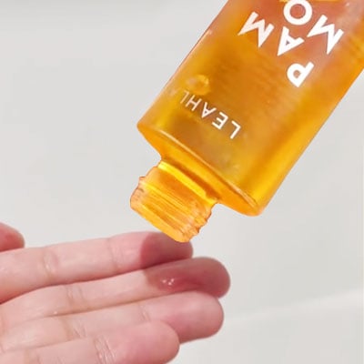 Leahlani Pamplemousse Replenishing Body Oil how to use – Step 2